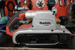 IMAGEN DE LIJADORA DE BANDA MAKITA / MAKITA BELT SANDER IMAGE