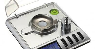 IMAGEN DE BALANZA DE PRECISION / PRECISION BALANCE IMAGE