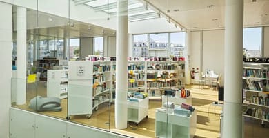 IMAGEN DE BIBLIOTECA / LIBRARY IMAGE