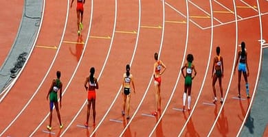 IMAGEN DE MEDIDAS DE LA PISTA DE ATLETISMO / ATHLETIC TRACK DIMENSIONS IMAGE