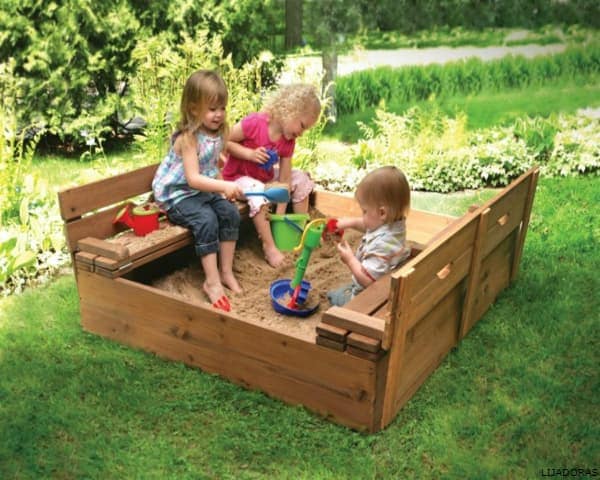 IMAGEN DE BANCO DE MADERA PARA NINOS / childrens wooden benches image
