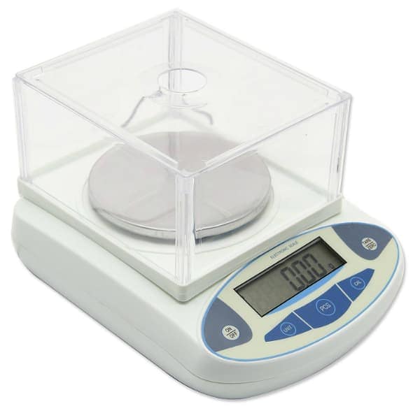 imagen de balanza de laboratorio / laboratory balance image